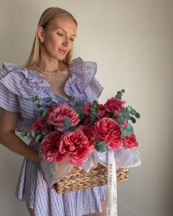 Garden Roses Basket — Floral Lab Las Vegas